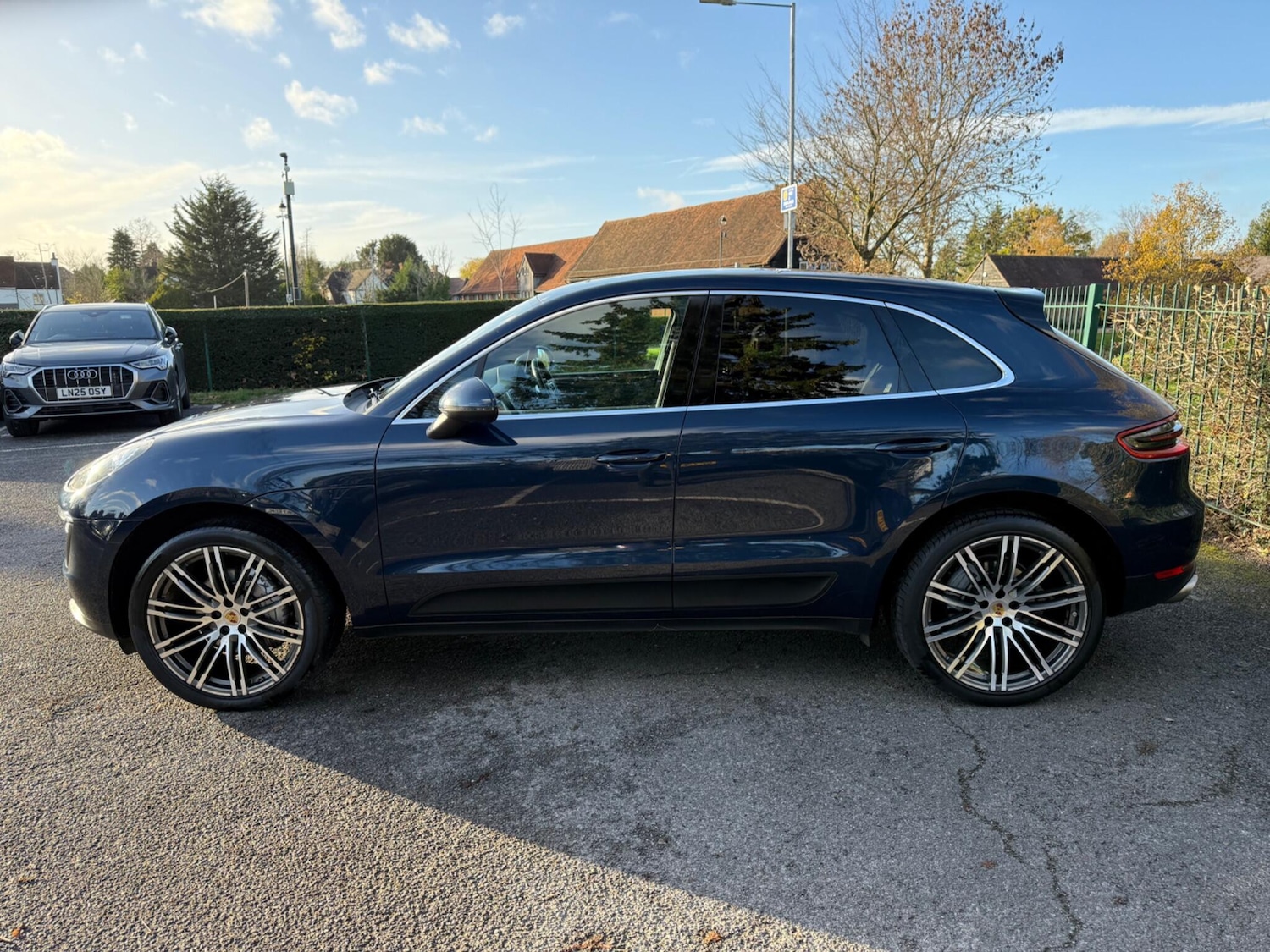 Used Porsche Macan 2015 for sale - 76748526: Photo 7