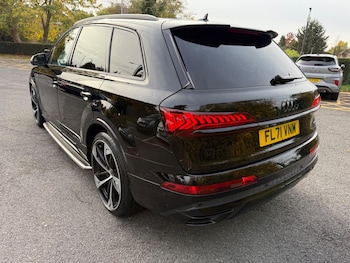 Used Audi Q7 2021 for sale - 76386909: Photo