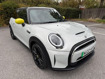 Used MINI Electric Cooper 2022 for sale - 76386846: Photo