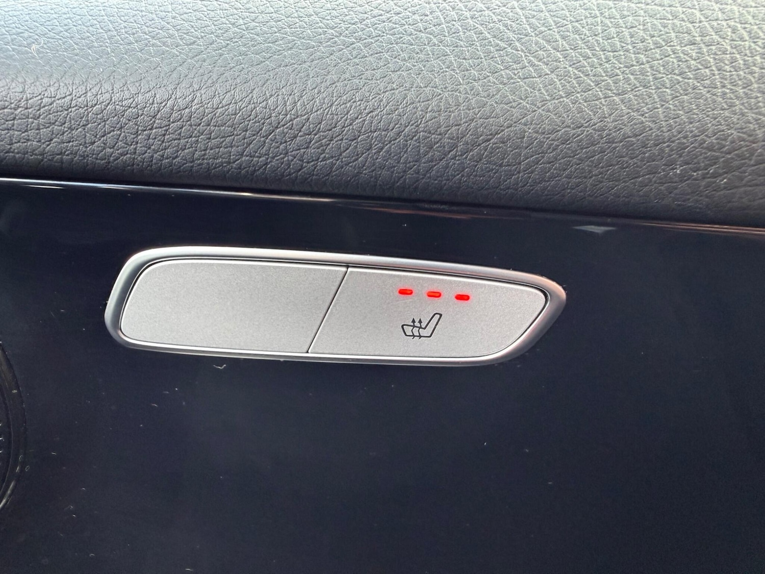 Used Mercedes-Benz GLC for sale - 77654107: Photo 20