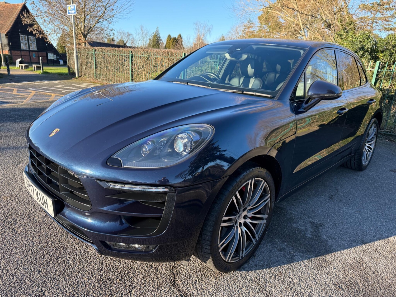 Used Porsche Macan 2017 for sale - 76949842: Photo 1