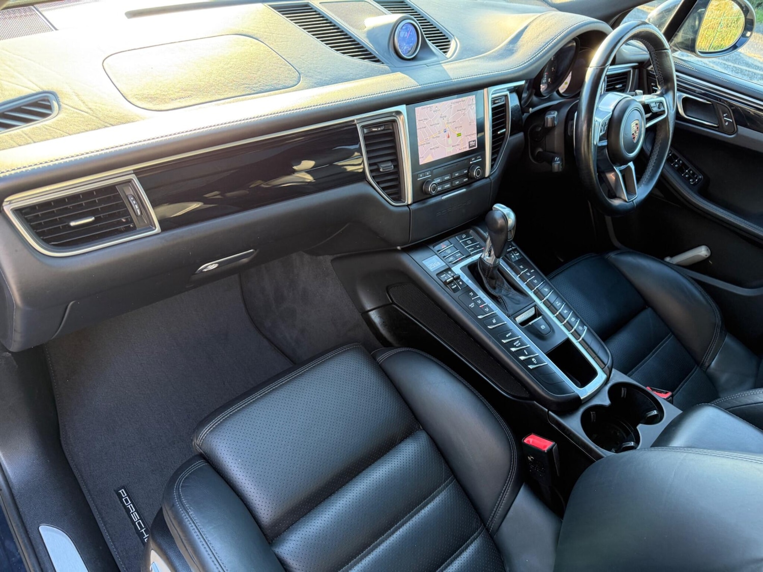 Used Porsche Macan 2017 for sale - 76949842: Photo 14