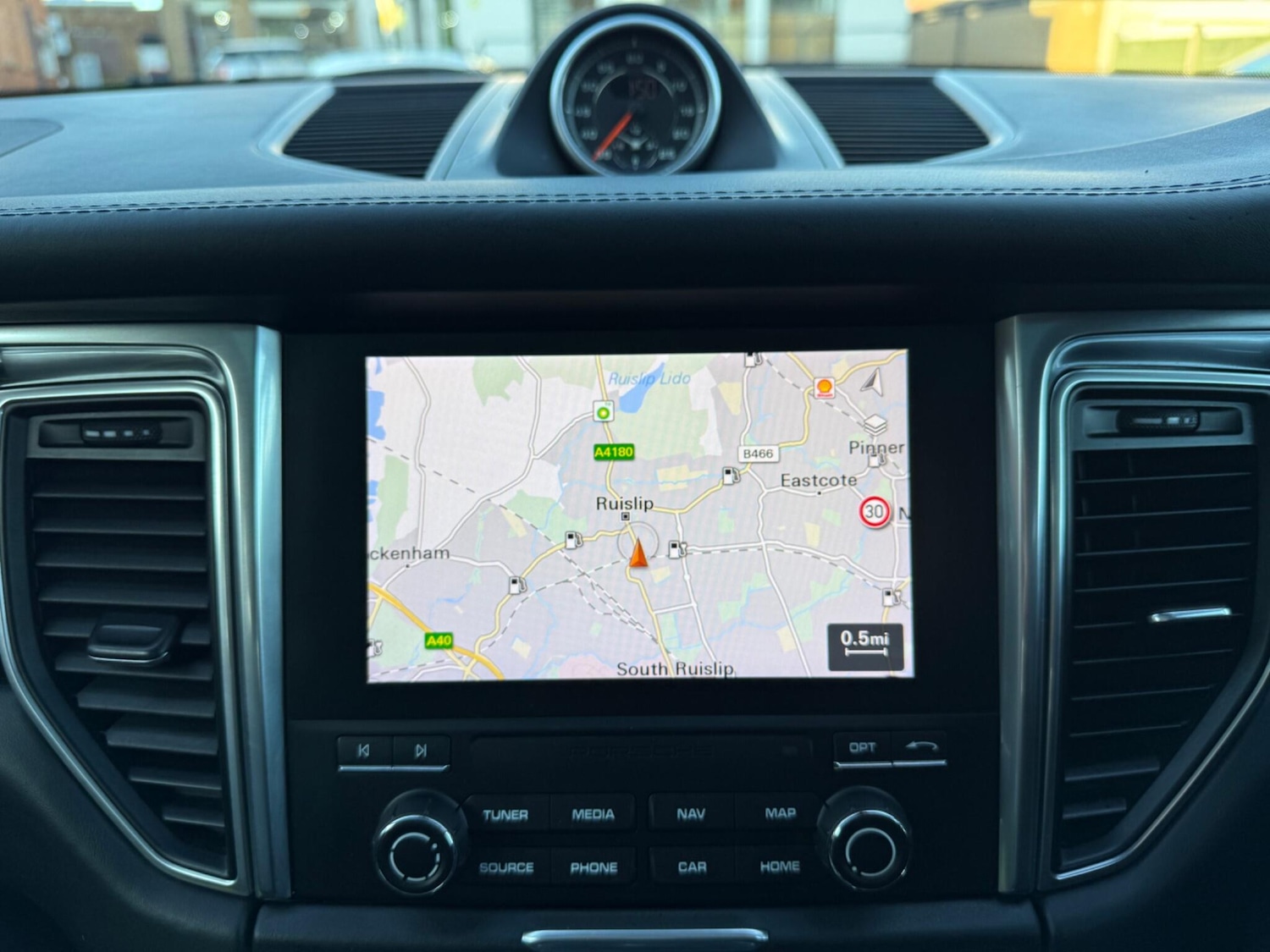 Used Porsche Macan 2017 for sale - 76949842: Photo 21