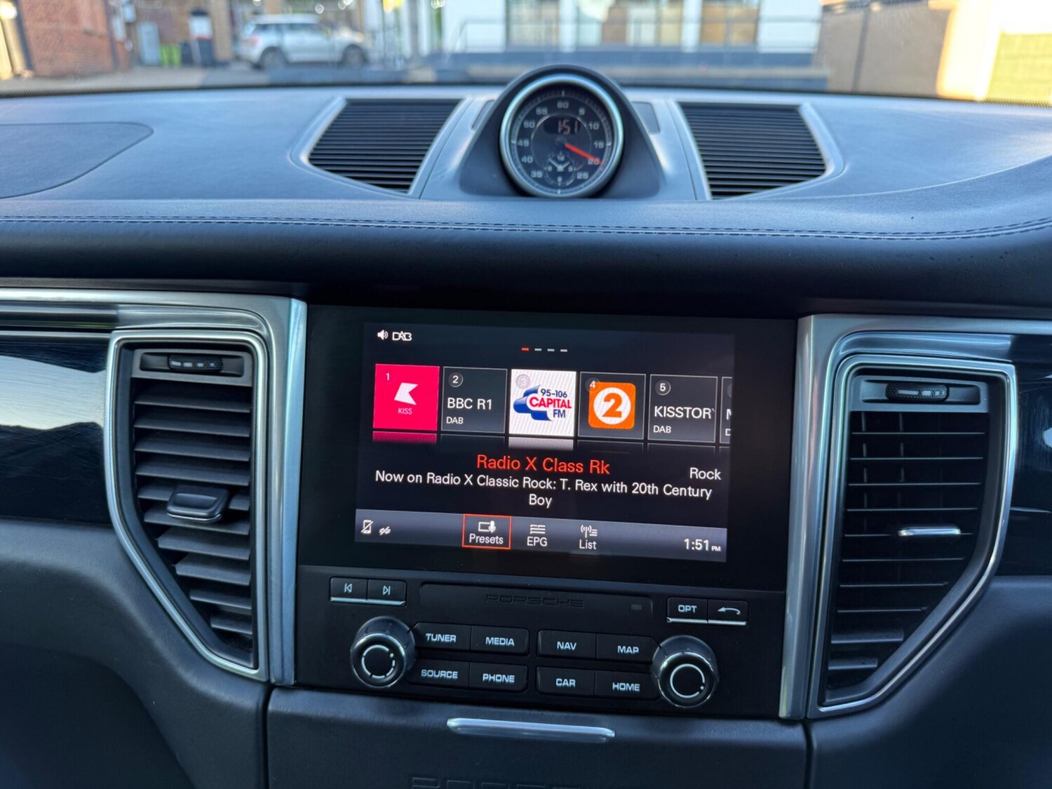 Used Porsche Macan 2017 for sale - 76949842: Photo 24