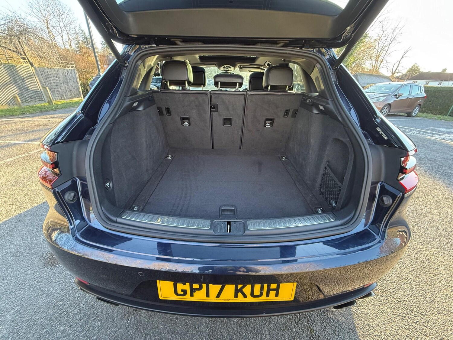 Used Porsche Macan 2017 for sale - 76949842: Photo 32