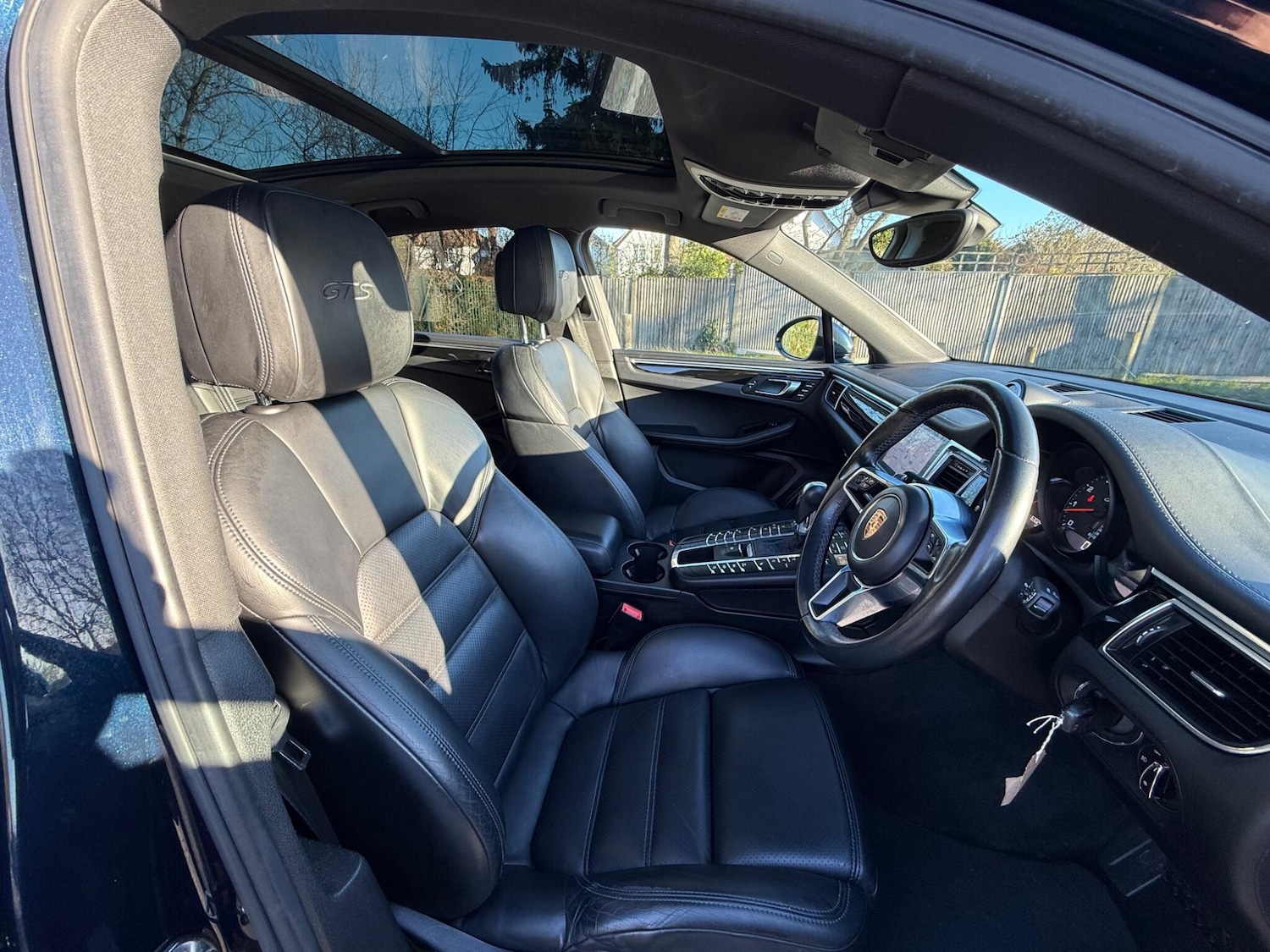 Used Porsche Macan 2017 for sale - 76949842: Photo 9