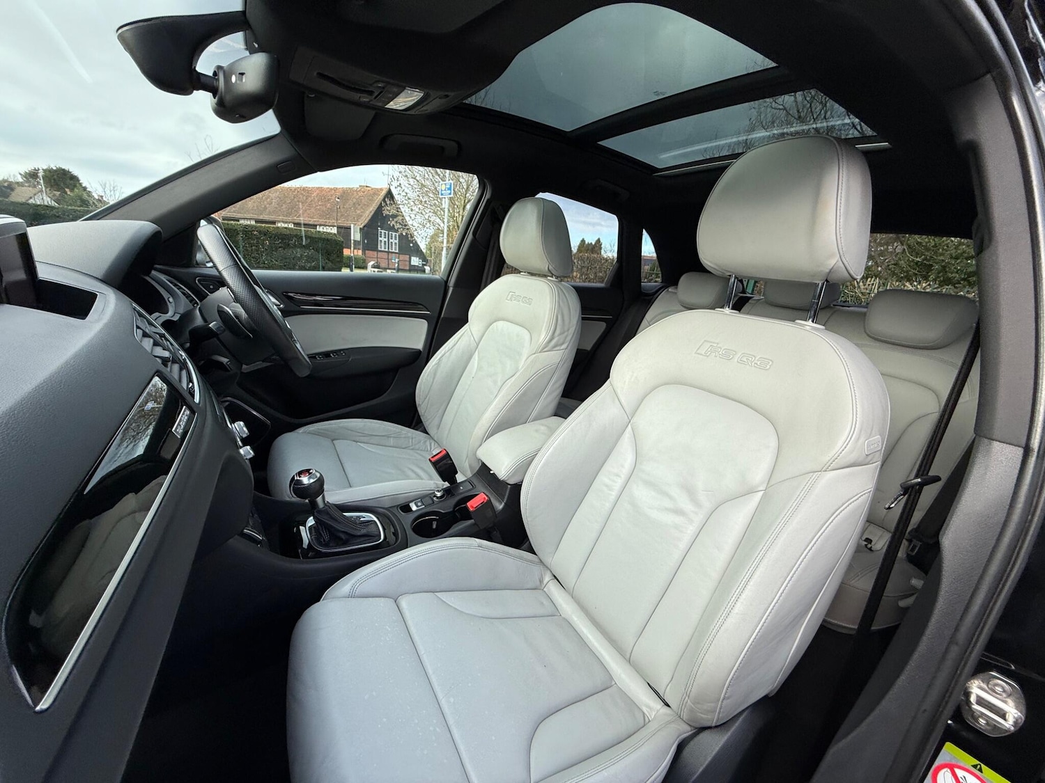 Used Audi RS Q3 2015 for sale - 77506040: Photo 13