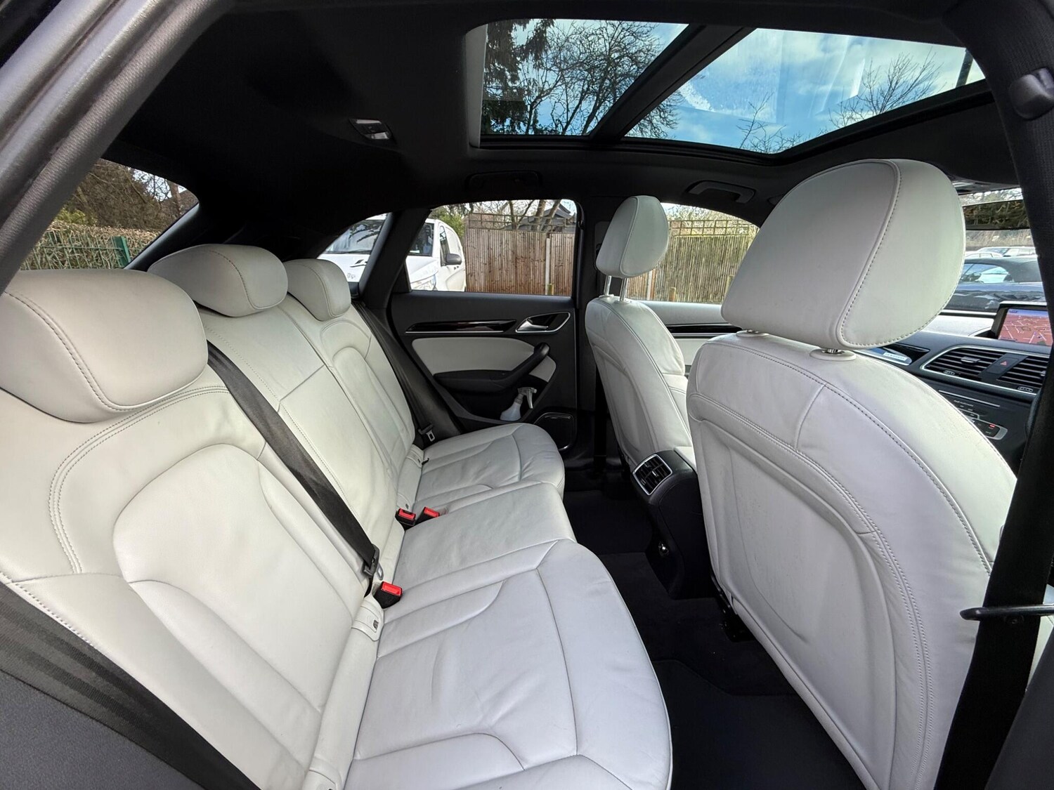 Used Audi RS Q3 2015 for sale - 77506040: Photo 31