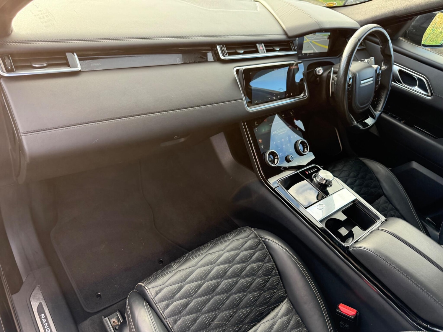 Used Land Rover Range Rover Velar 2019 for sale - 76847952: Photo 14