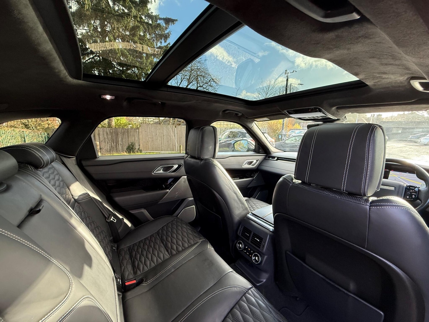 Used Land Rover Range Rover Velar 2019 for sale - 76847952: Photo 20