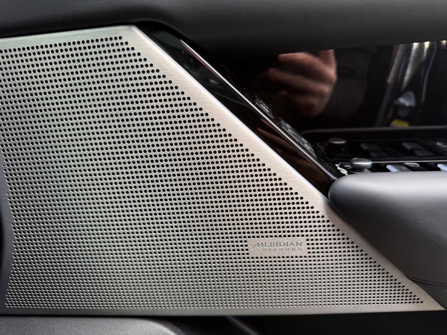 Used Land Rover Range Rover Velar 2019 for sale - 76847952: Photo 32