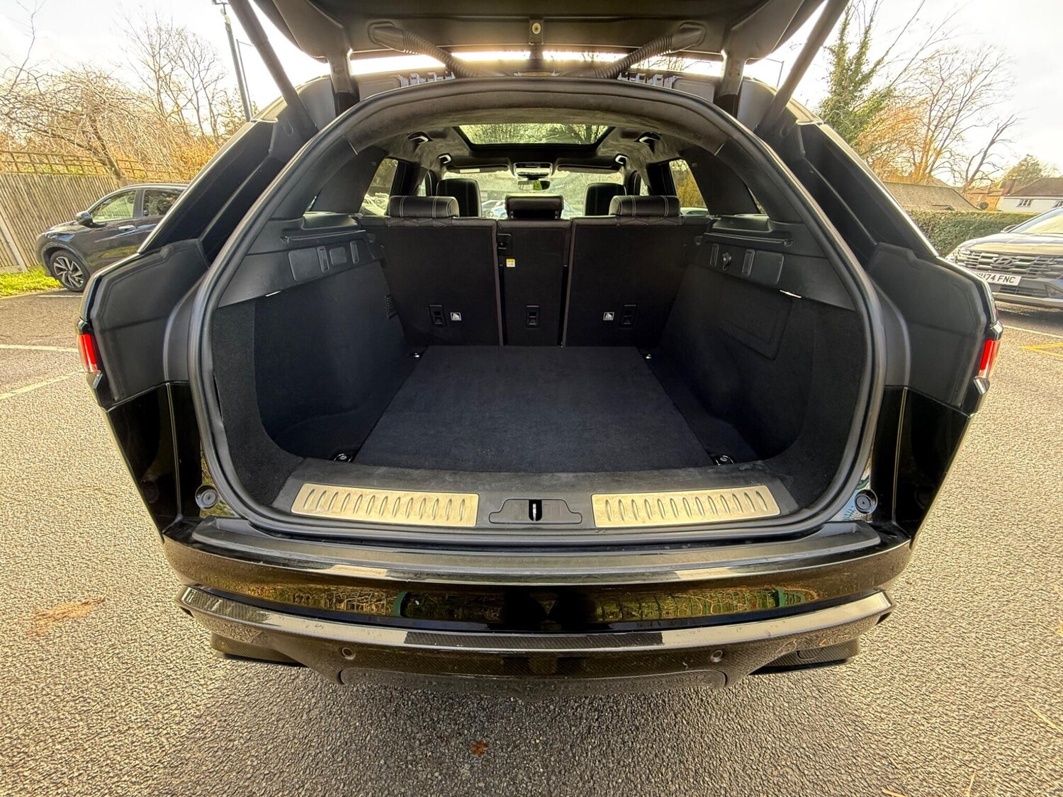 Used Land Rover Range Rover Velar 2019 for sale - 76847952: Photo 36