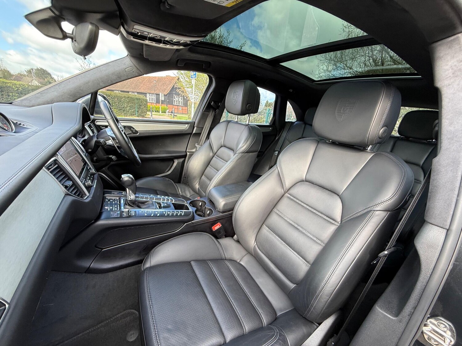 Used Porsche Macan 2017 for sale - 78039438: Photo 14