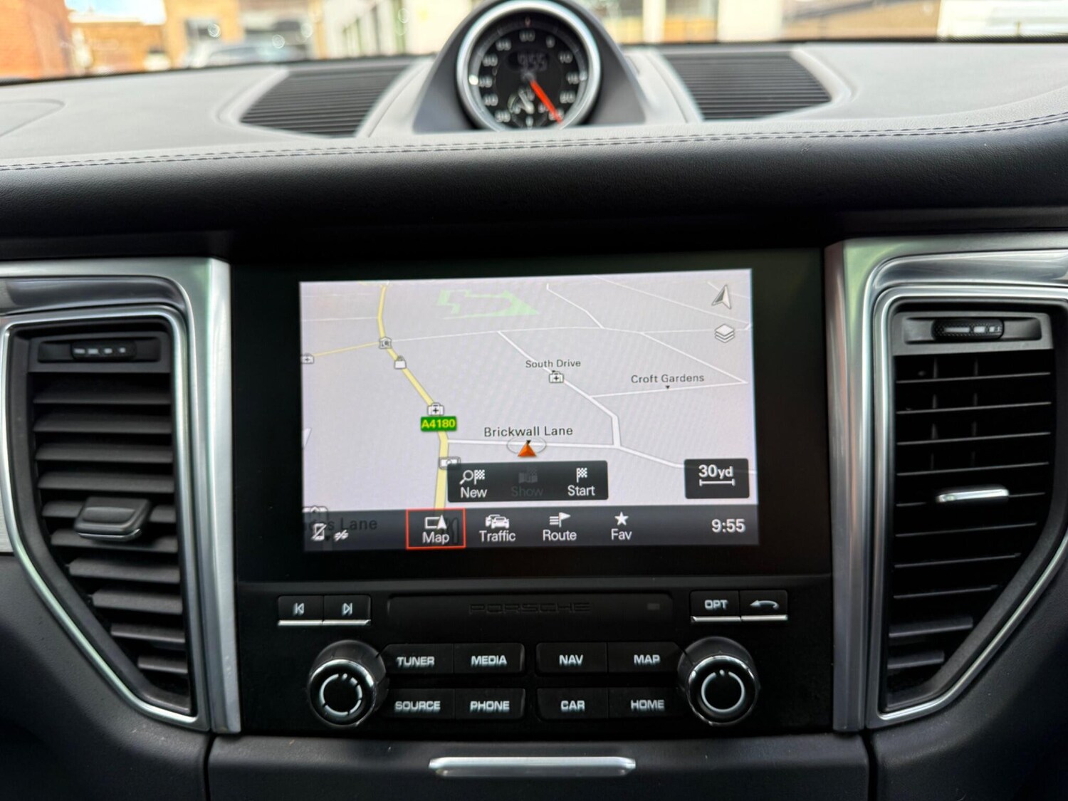 Used Porsche Macan 2017 for sale - 78039438: Photo 19