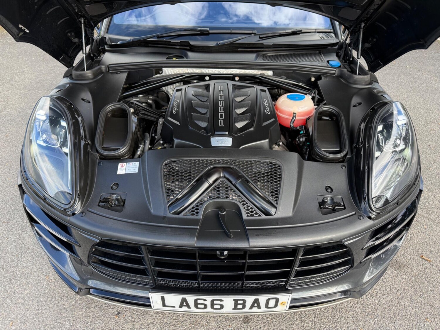 Used Porsche Macan 2017 for sale - 78039438: Photo 41