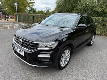 Used Volkswagen T-Roc 2019 for sale - 79462976: Photo