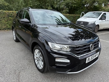 Used Volkswagen T-Roc 2019 for sale - 79462976: Photo