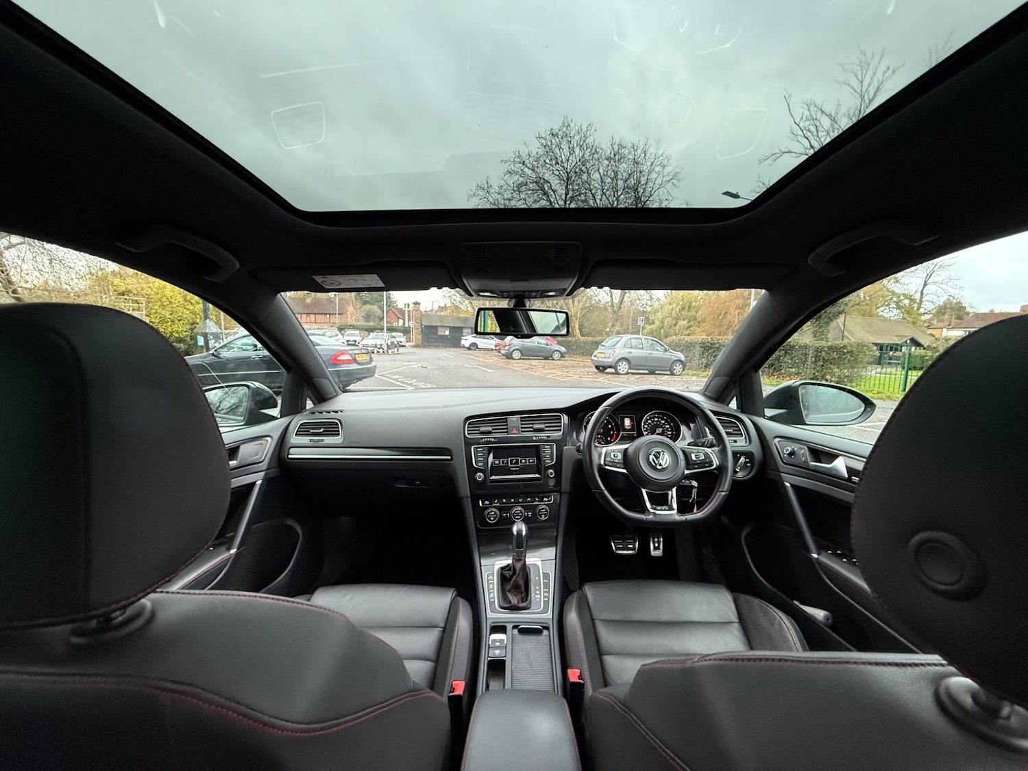 Used Volkswagen Golf 2014 for sale - 76693558: Photo 10