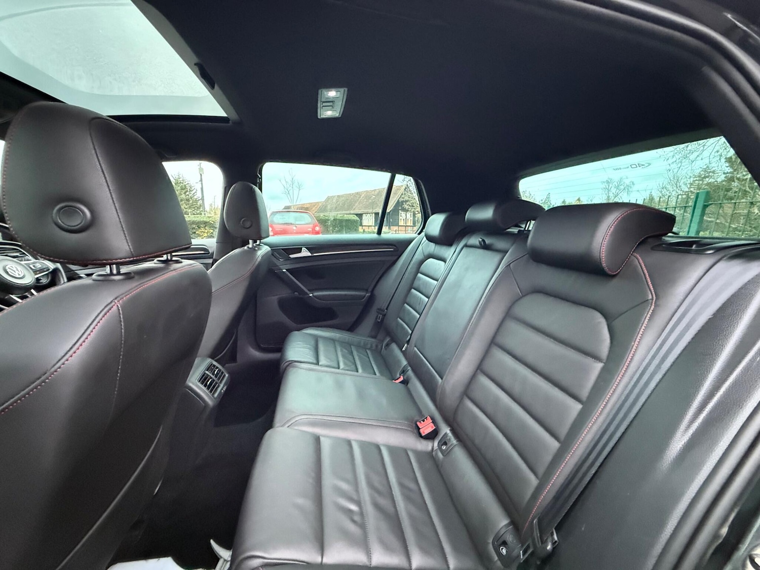 Used Volkswagen Golf 2014 for sale - 76693558: Photo 26