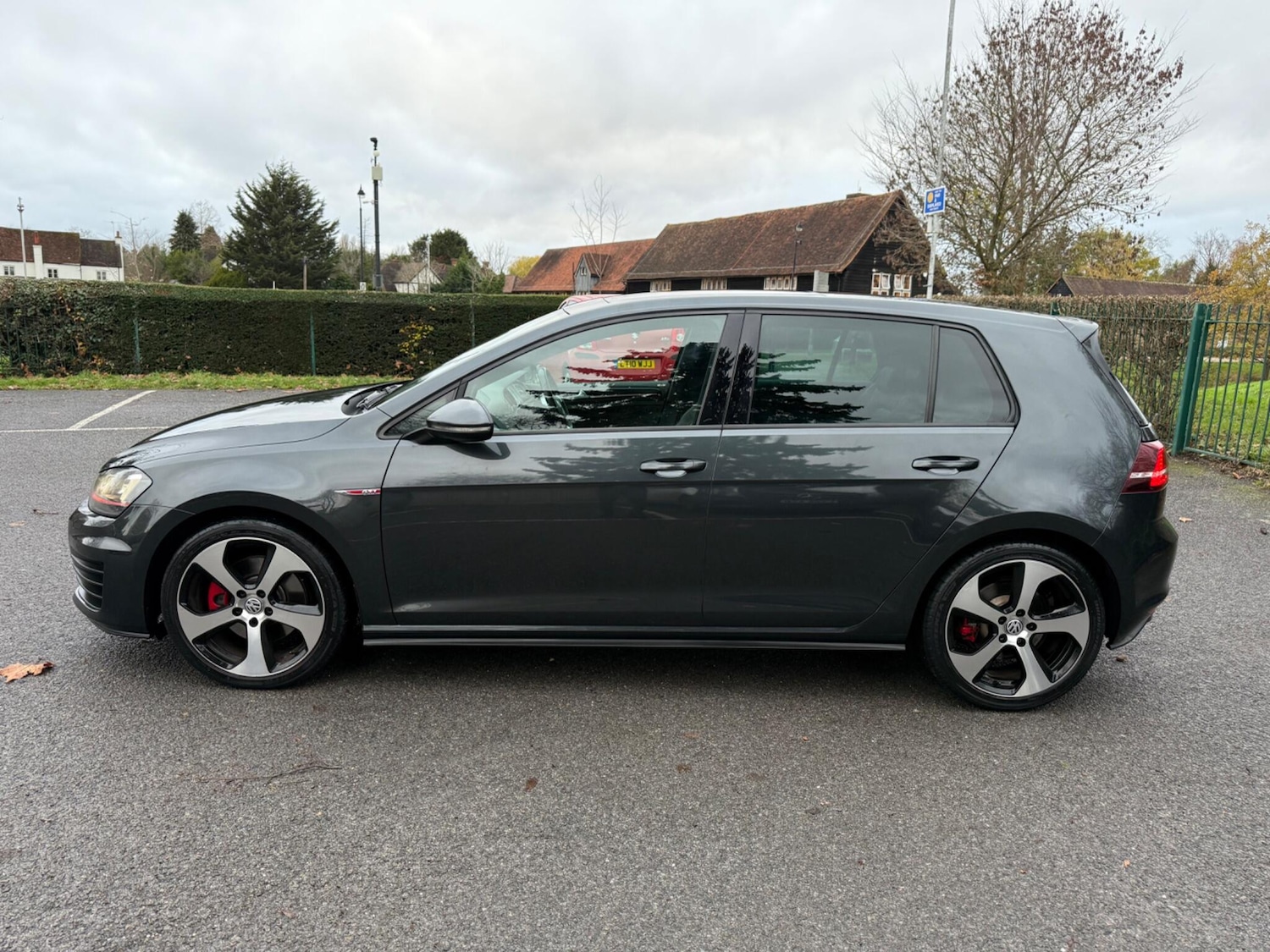 Used Volkswagen Golf 2014 for sale - 76693558: Photo 7