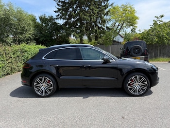 Used Porsche Macan 2016 for sale - 79090975: Photo