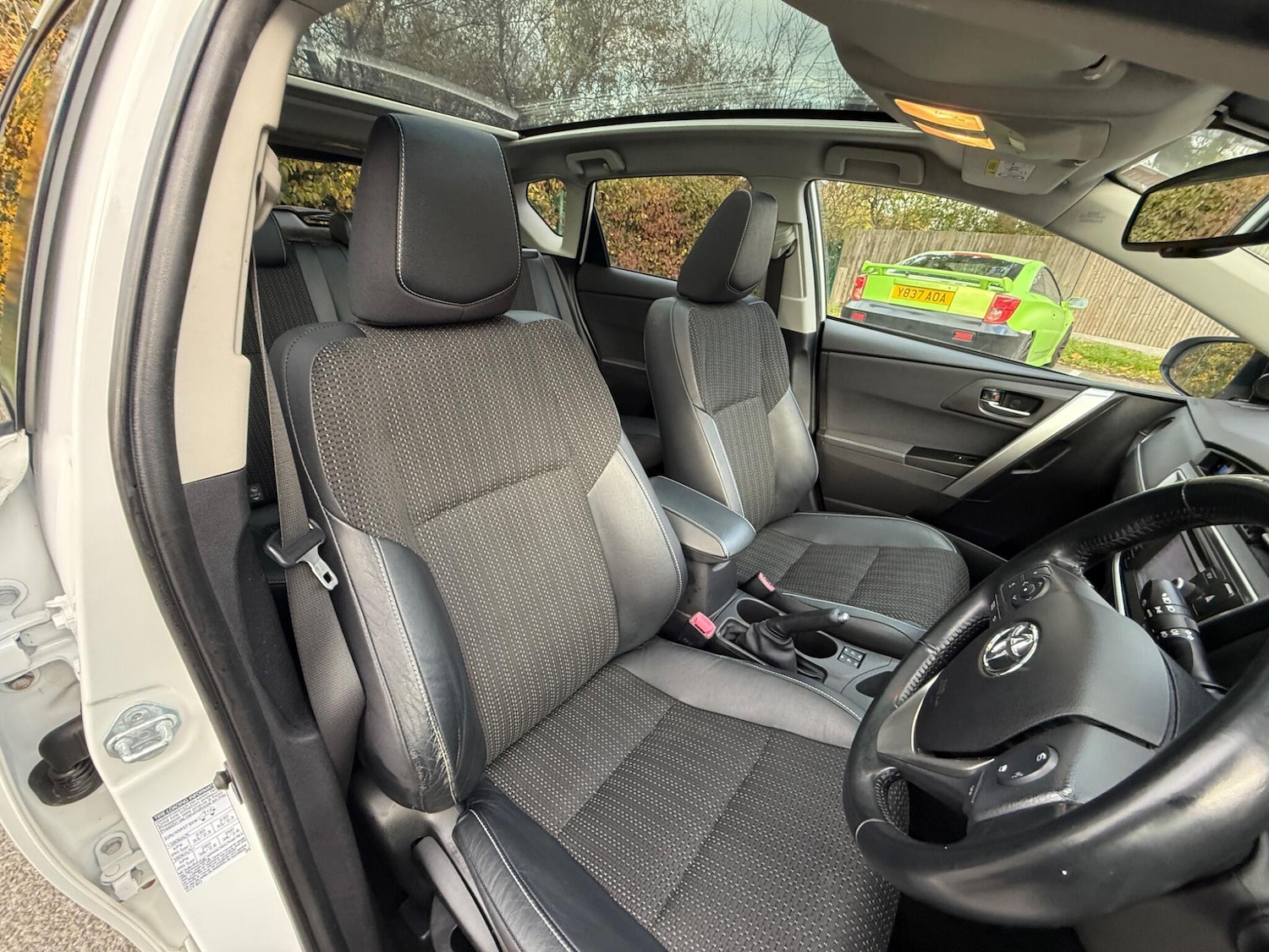 Used Toyota Auris 2013 for sale - 76520288: Photo 10