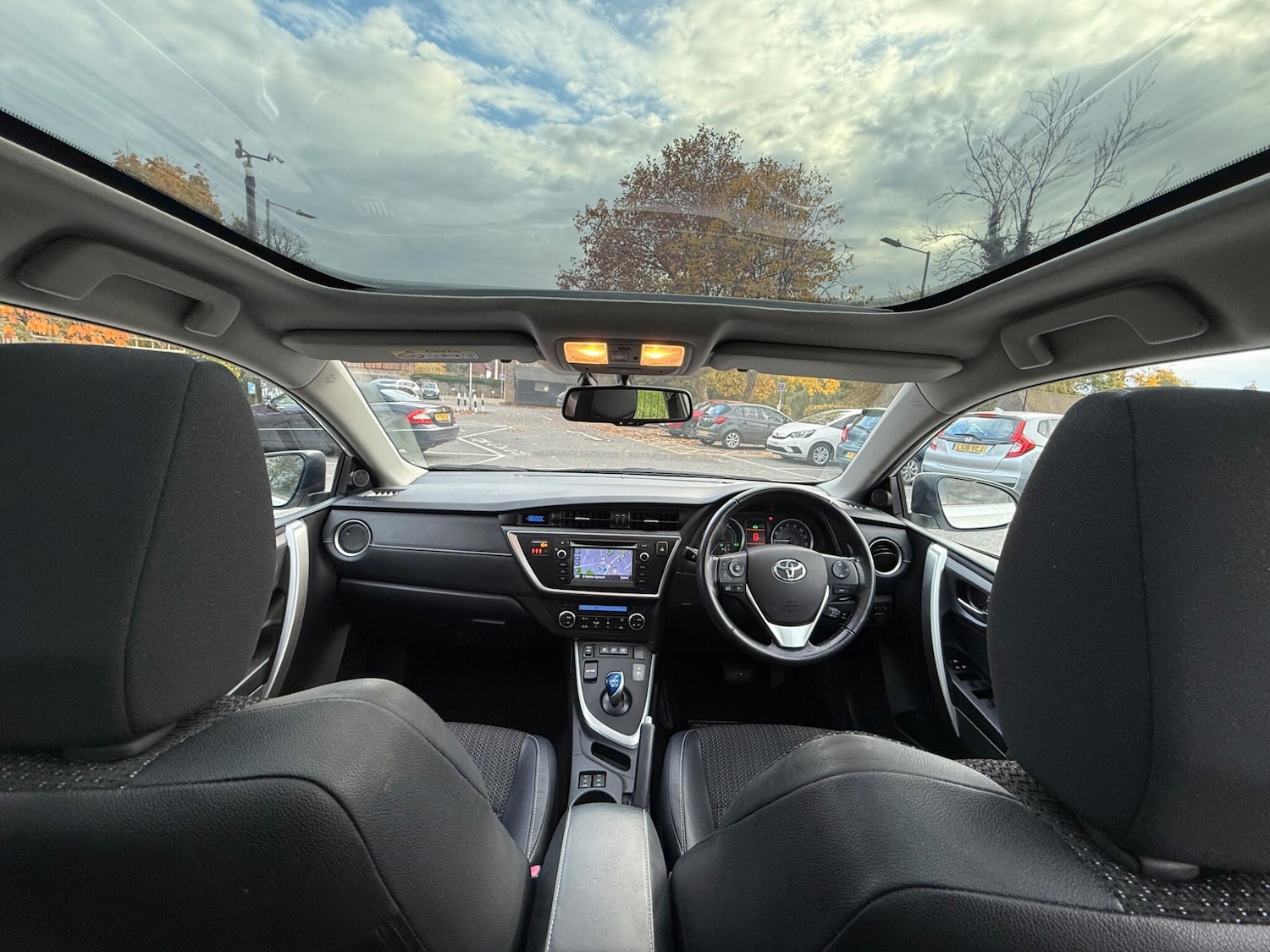 Used Toyota Auris 2013 for sale - 76520288: Photo 16