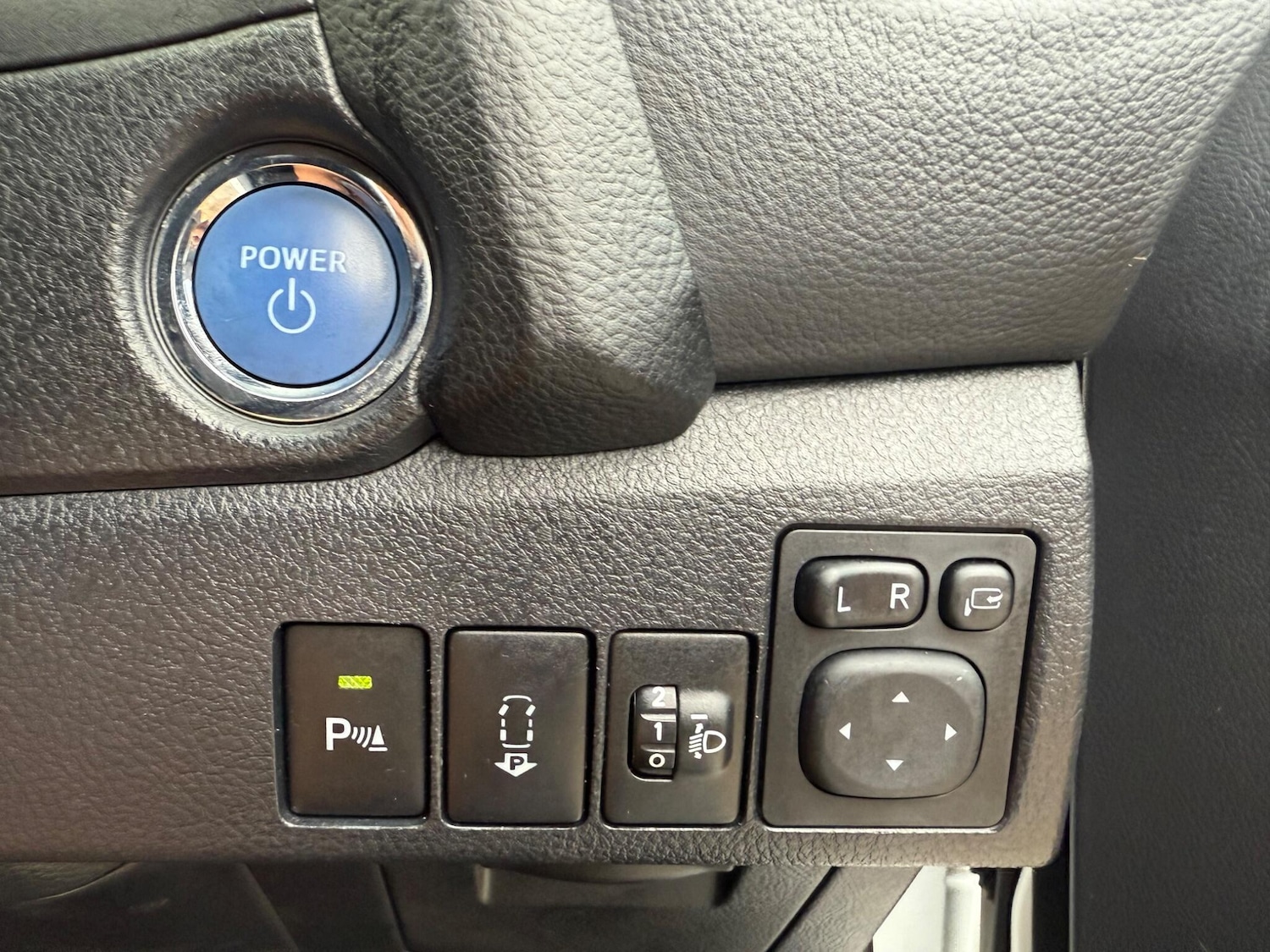 Used Toyota Auris 2013 for sale - 76520288: Photo 22