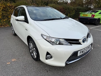 Used Toyota Auris 2013 for sale - 76520288: Photo