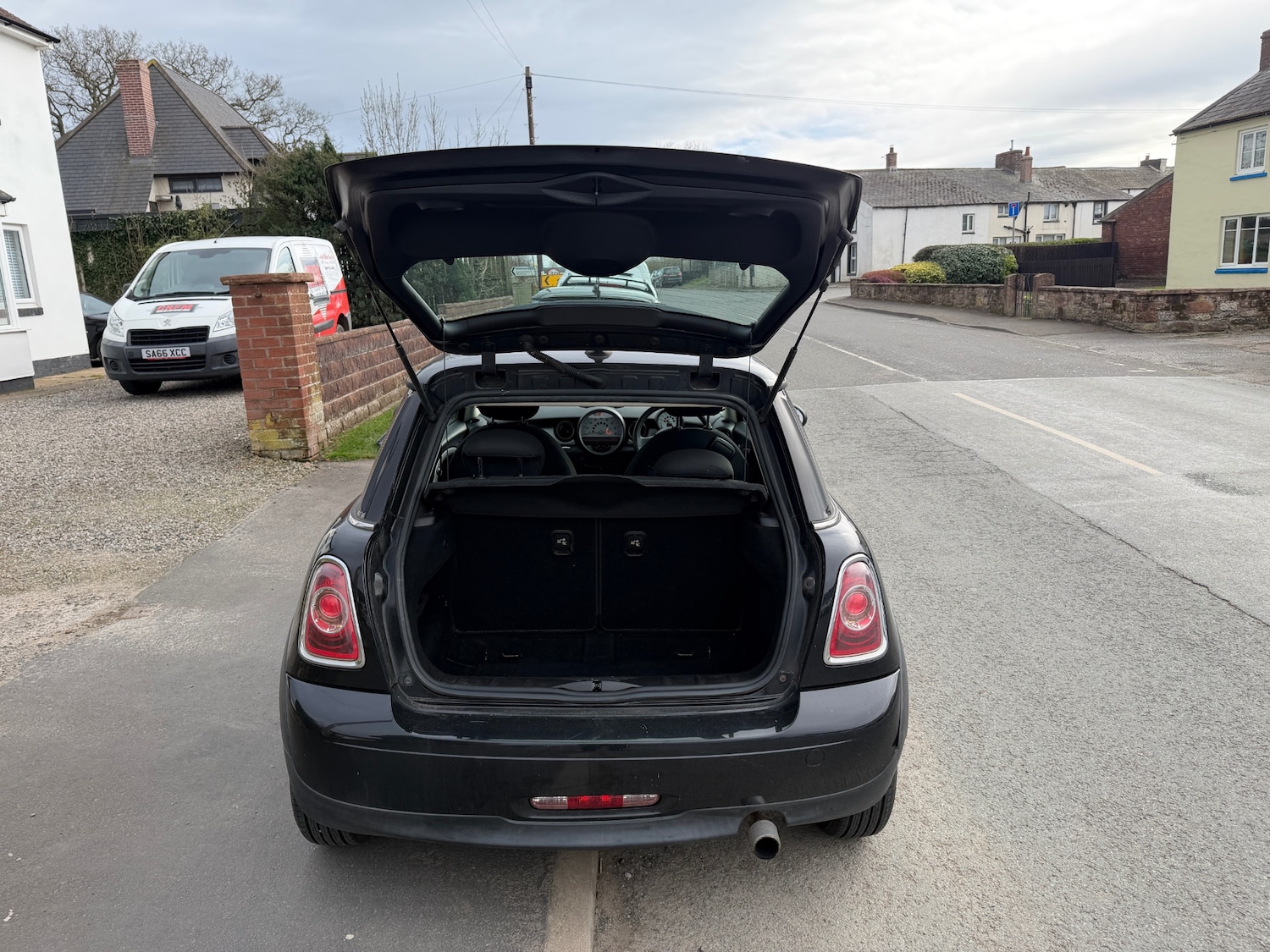 Used MINI Hatch 2010 for sale - 78098977: Photo 5