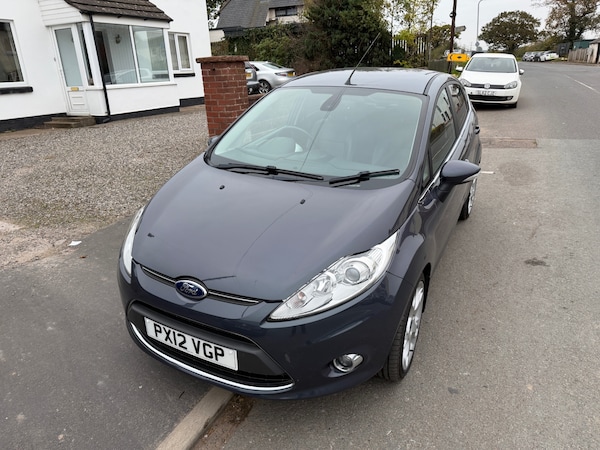 Used Ford Fiesta 2012 for sale - 76305800: Photo 1