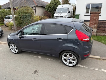Used Ford Fiesta 2012 for sale - 76305800: Photo 4