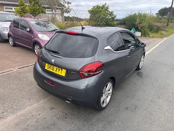 Used Peugeot 208 2016 for sale - 75641349: Photo