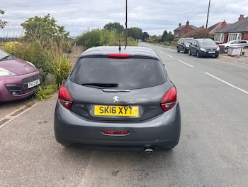Used Peugeot 208 2016 for sale - 75641349: Photo