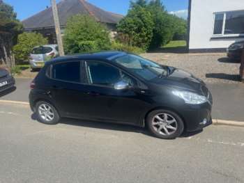 Used Peugeot 208 2014 for sale - 75101352: Photo