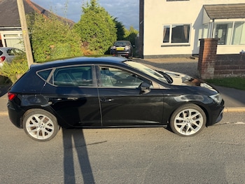 Used SEAT Leon 2018 for sale - 76041572: Photo 2