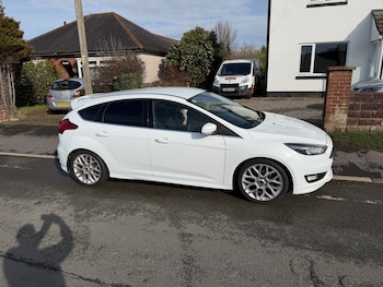 Used Ford Focus 2015 for sale - 77871786: Photo