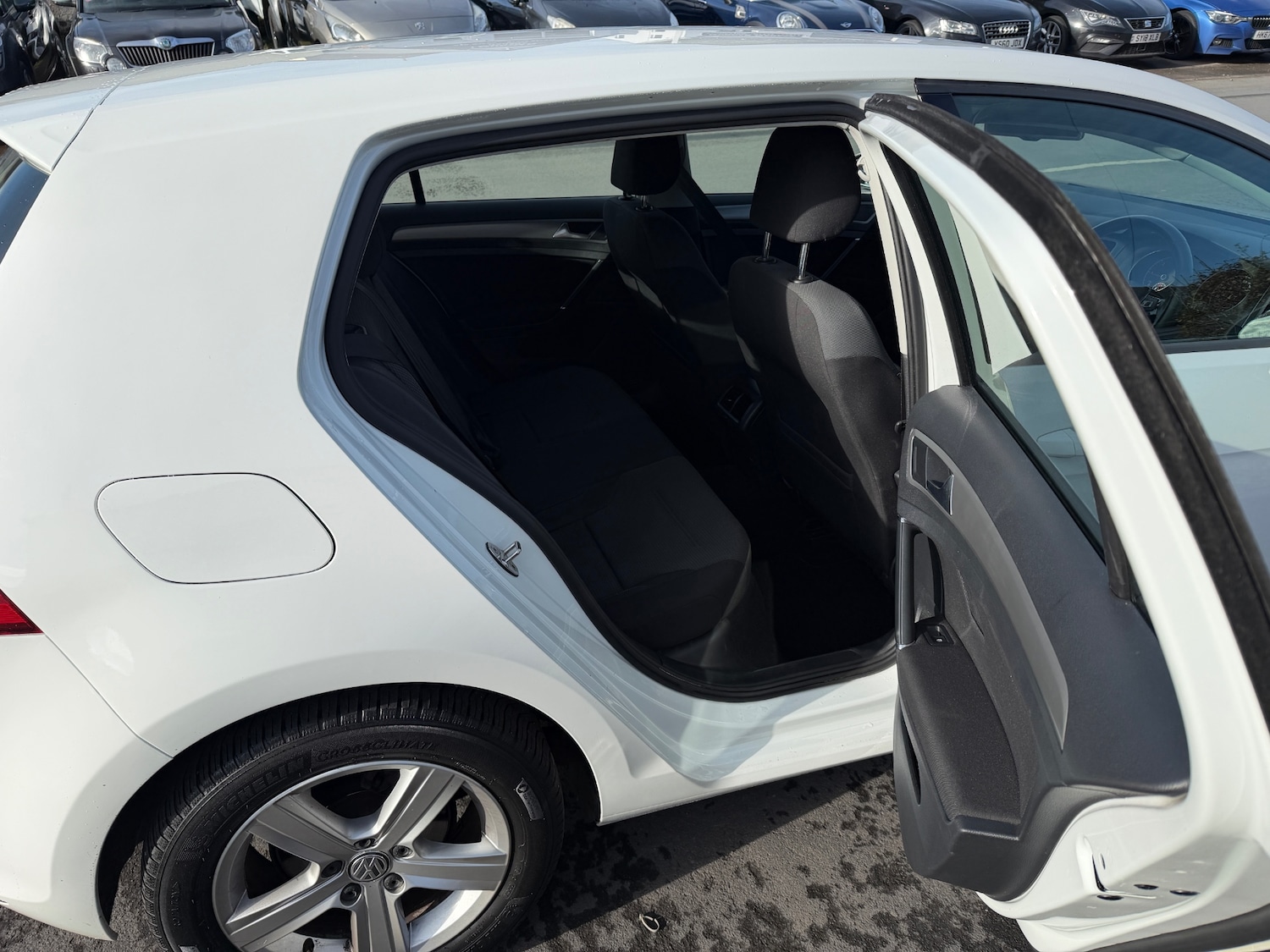 Used Volkswagen Golf 2015 for sale - 76430750: Photo 6