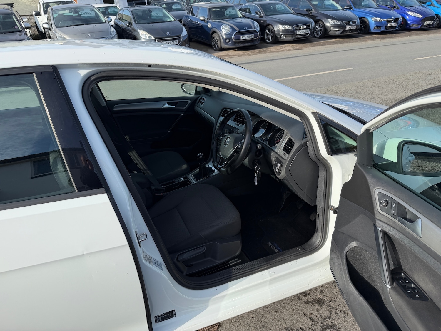 Used Volkswagen Golf 2015 for sale - 76430750: Photo 7