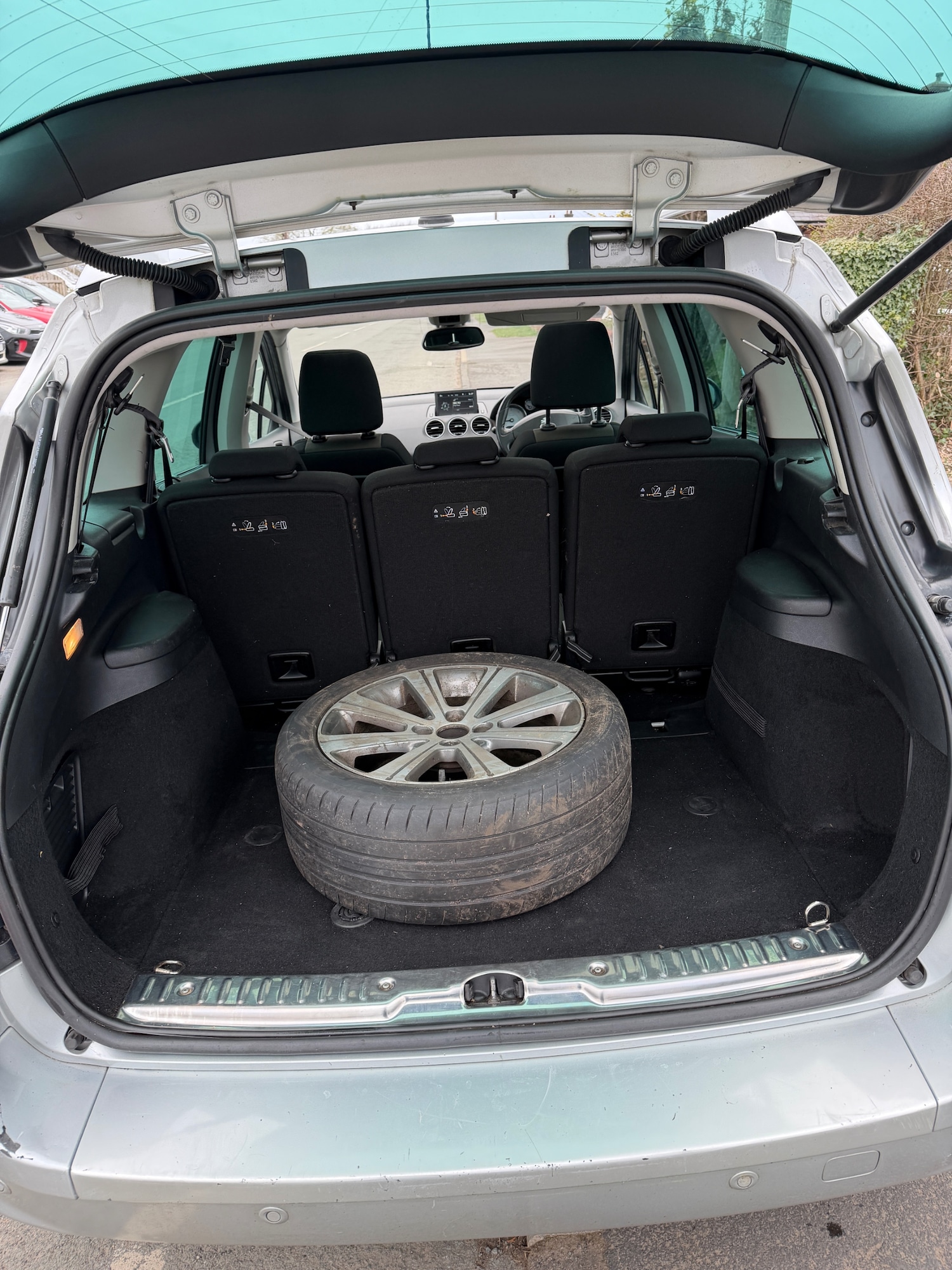 Used Peugeot 308 2013 for sale - 78032154: Photo 5