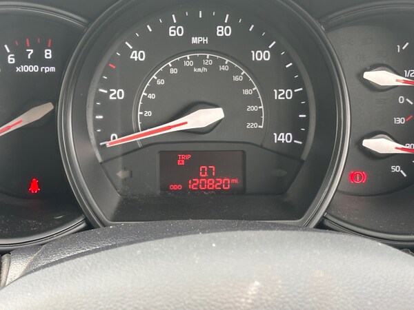Used Kia Rio 2014 for sale - 75272922: Photo 9
