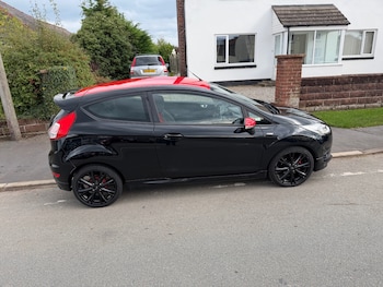 Used Ford Fiesta 2017 for sale - 76151071: Photo