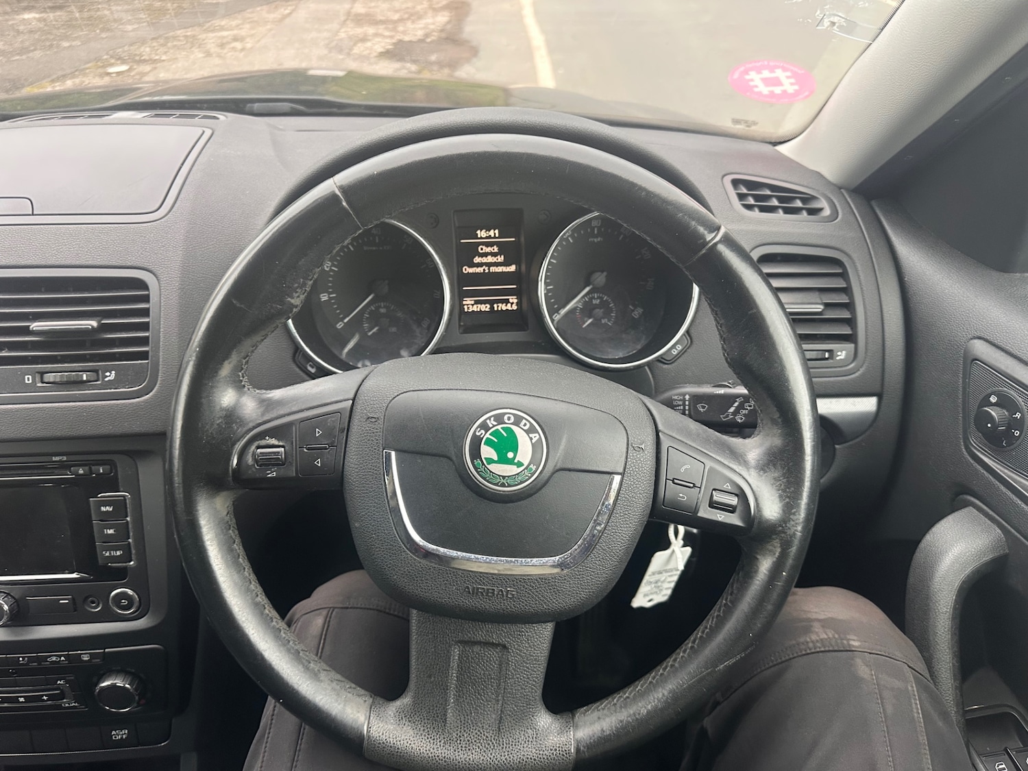 Used Skoda Yeti 2012 for sale - 76130949: Photo 8