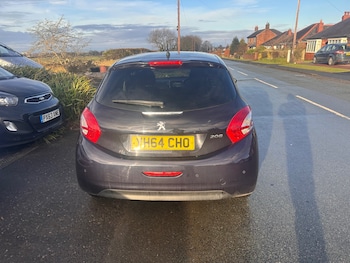 Used Peugeot 208 2014 for sale - 77225371: Photo