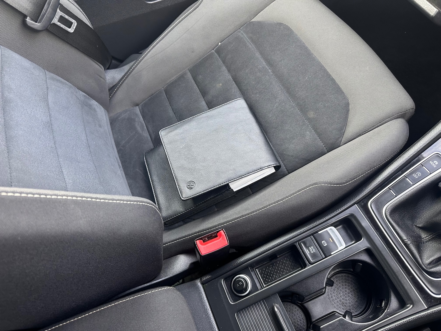 Used Volkswagen Golf 2014 for sale - 77639360: Photo 11