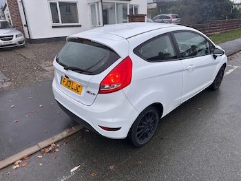 Used Ford Fiesta 2013 for sale - 76541282: Photo