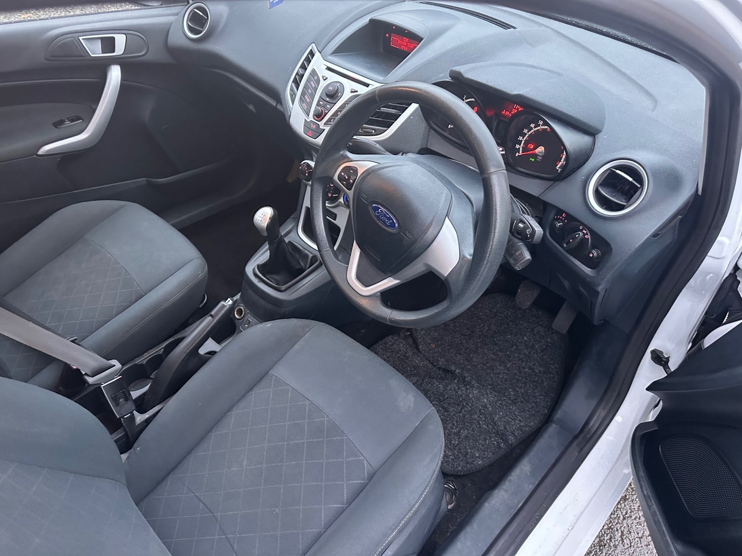 Used Ford Fiesta 2013 for sale - 76541282: Photo 7