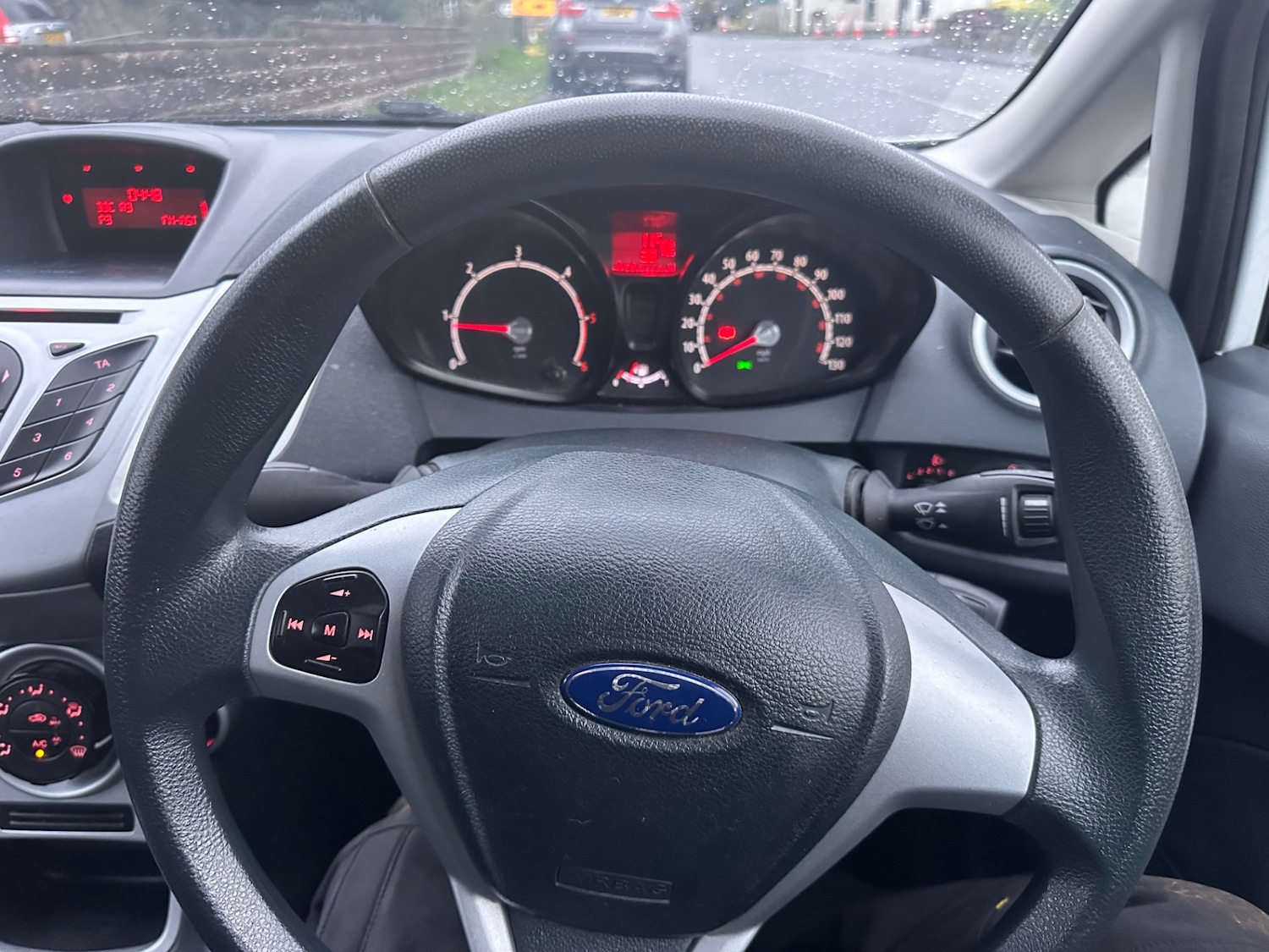 Used Ford Fiesta 2013 for sale - 76541282: Photo 8