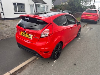 Used Ford Fiesta 2016 for sale - 79420897: Photo