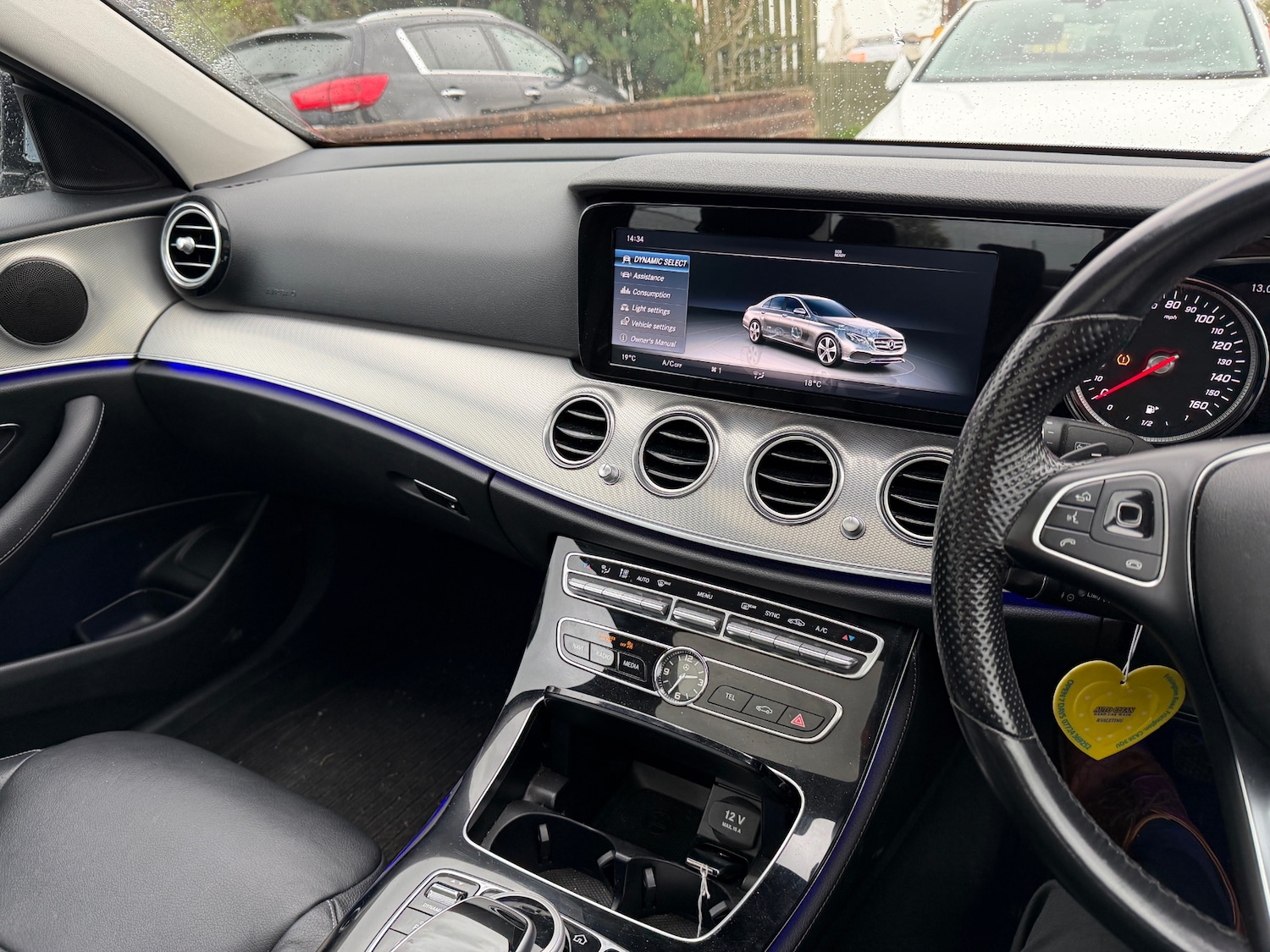 Used Mercedes-Benz E Class 2017 for sale - 76430840: Photo 10